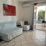 아파트 Mlinar-one Bedroom Seaview