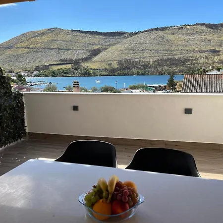Mlinar-one Bedroom Seaview Apartment *