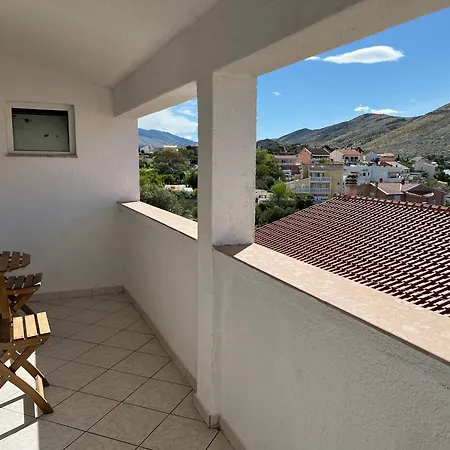 Mlinar-one Bedroom Seaview Grebastica