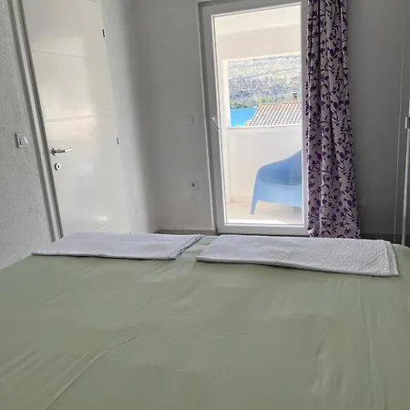 Mlinar-one Bedroom Seaview *