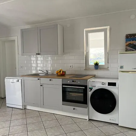 Mlinar-one Bedroom Seaview * Grebastica