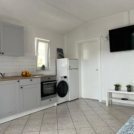 Mlinar-one Bedroom Seaview Apartment *