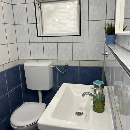 Apartment Mlinar-one Bedroom Seaview *