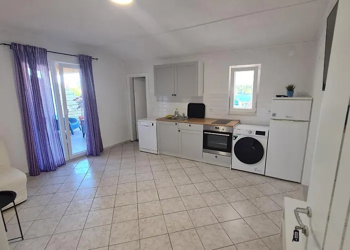 Mlinar-one Bedroom Seaview 아파트 Grebaštica