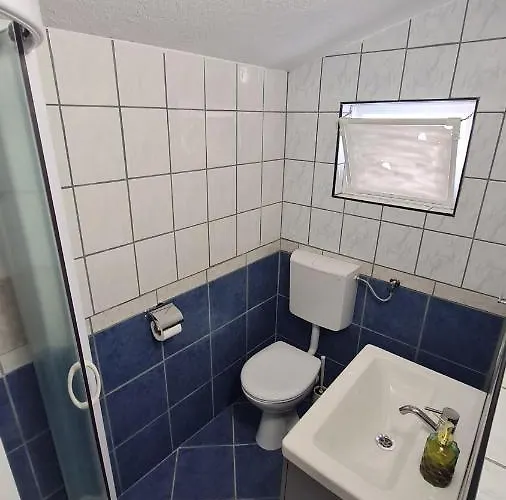 아파트 Mlinar-one Bedroom Seaview *