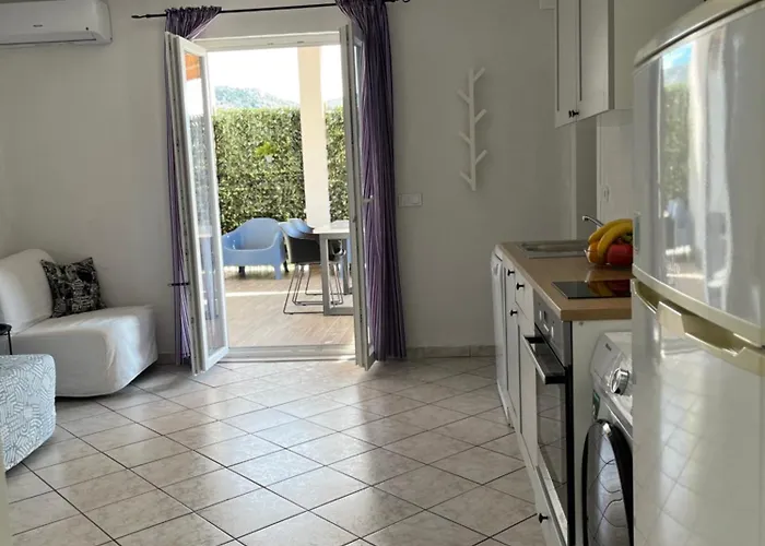 Mlinar-one Bedroom Seaview