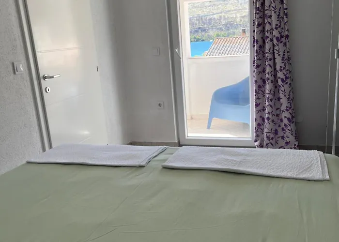 Mlinar-one Bedroom Seaview *