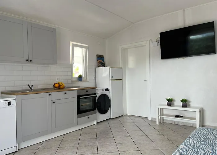 Mlinar-one Bedroom Seaview 아파트 *